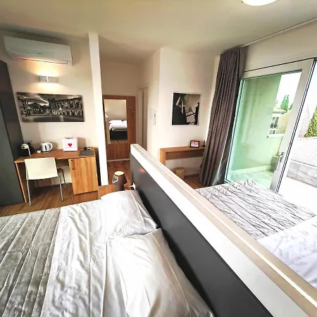 Residenza Delizia & 